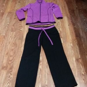 Lady 2 / pc jogging set by Kim Rogers